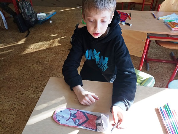 Cukr (4. třída)