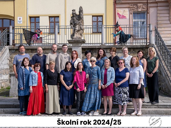 Třídy a pedagogický
            sbor