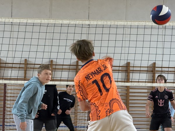 Školní turnaj v přehazované