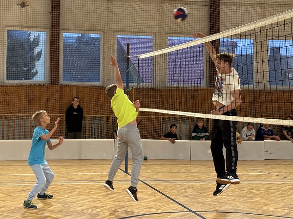 Školní turnaj v přehazované