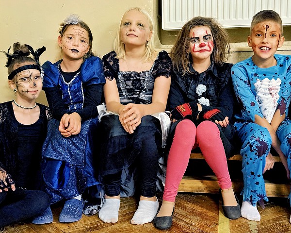 Halloweenský večírek